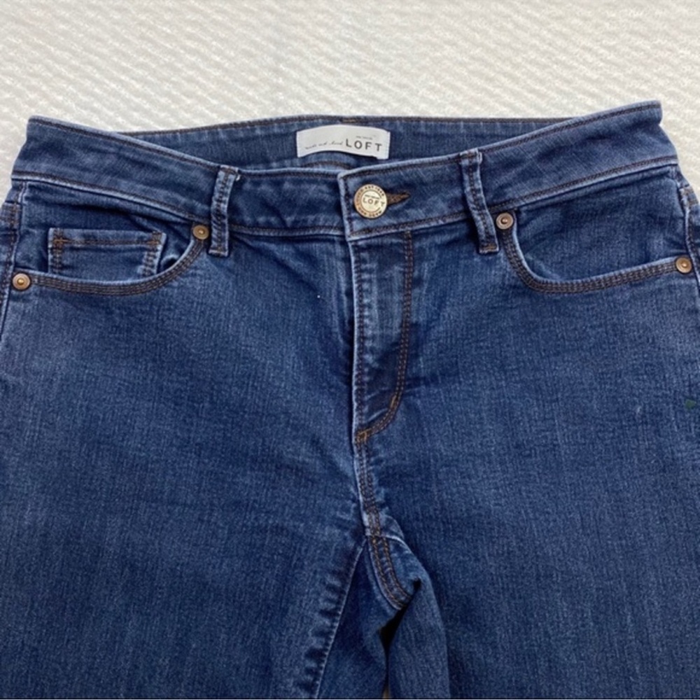 LOFT Stretch Dark Wash Curvy Skinny Jean Womens Size 27‎ - Picture 3 of 6
